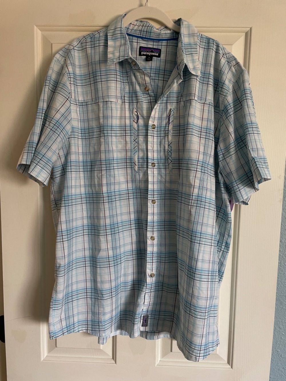 Patagonia button down shirt size XL - Picture 1 of 3